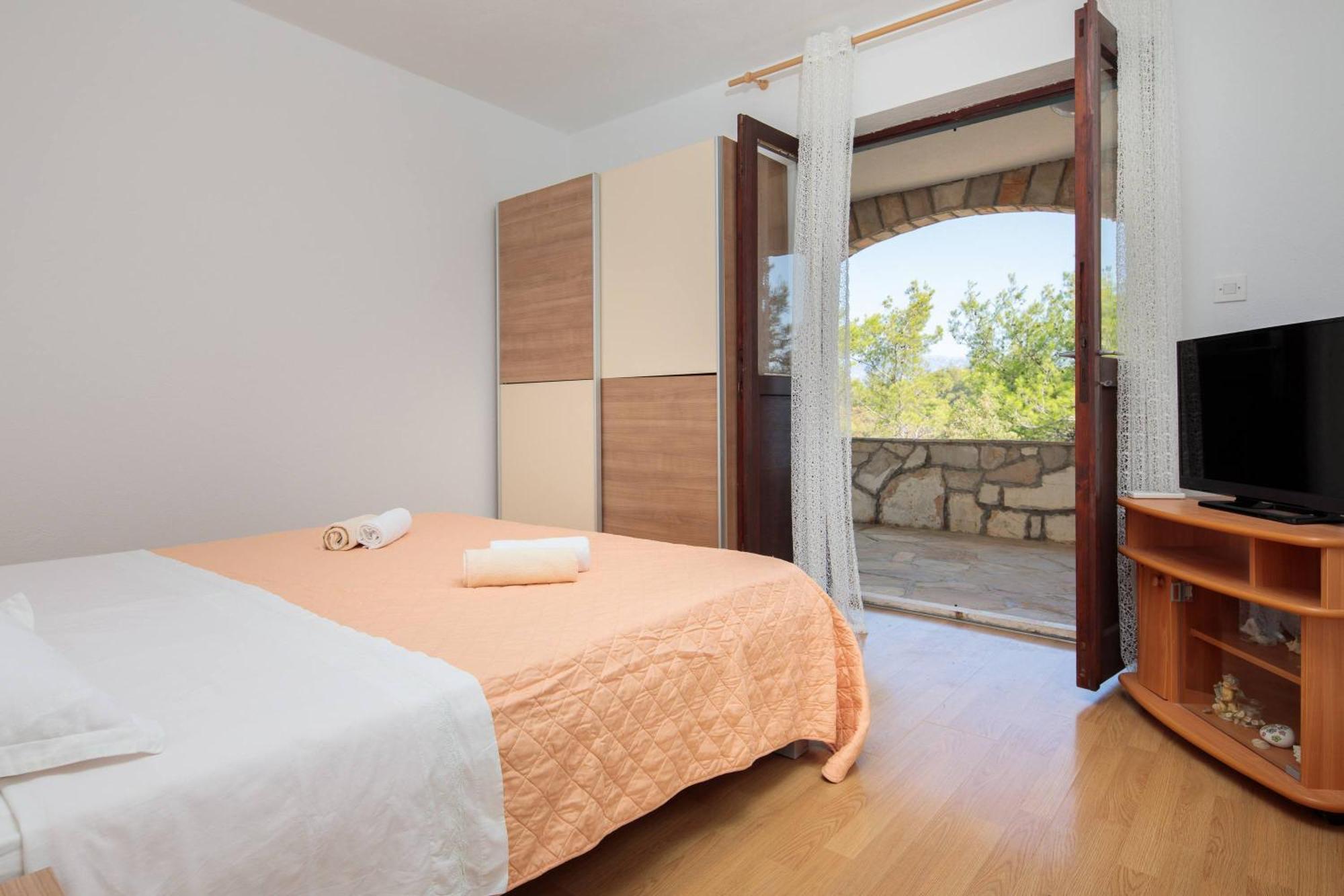 Pavao Apartments Vrboska Oda fotoğraf