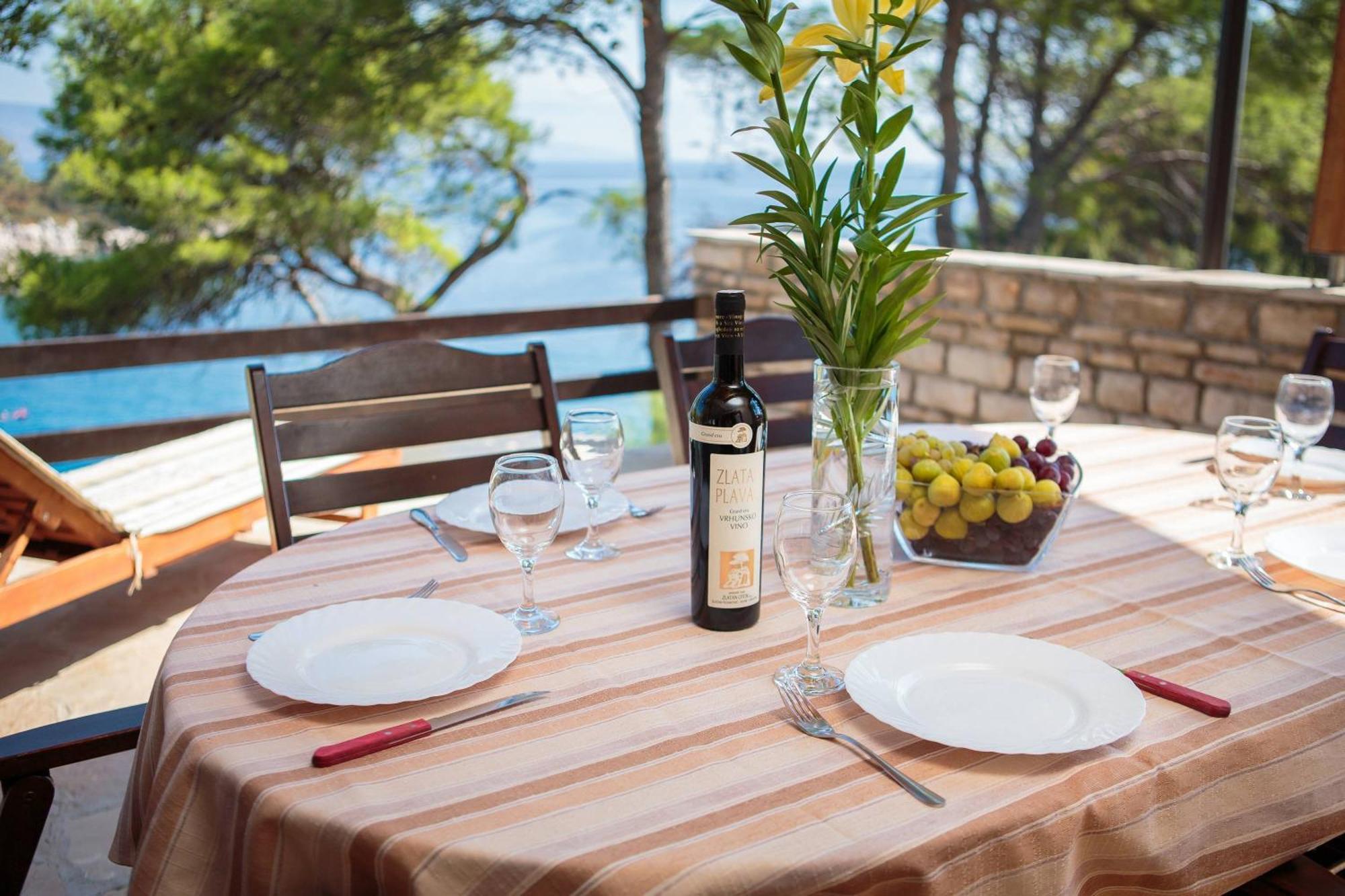 Pavao Apartments Vrboska Oda fotoğraf