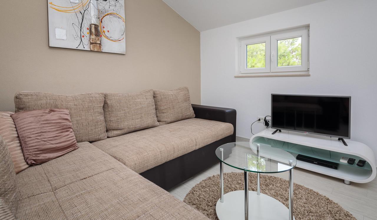 Pavao Apartments Vrboska Dış mekan fotoğraf