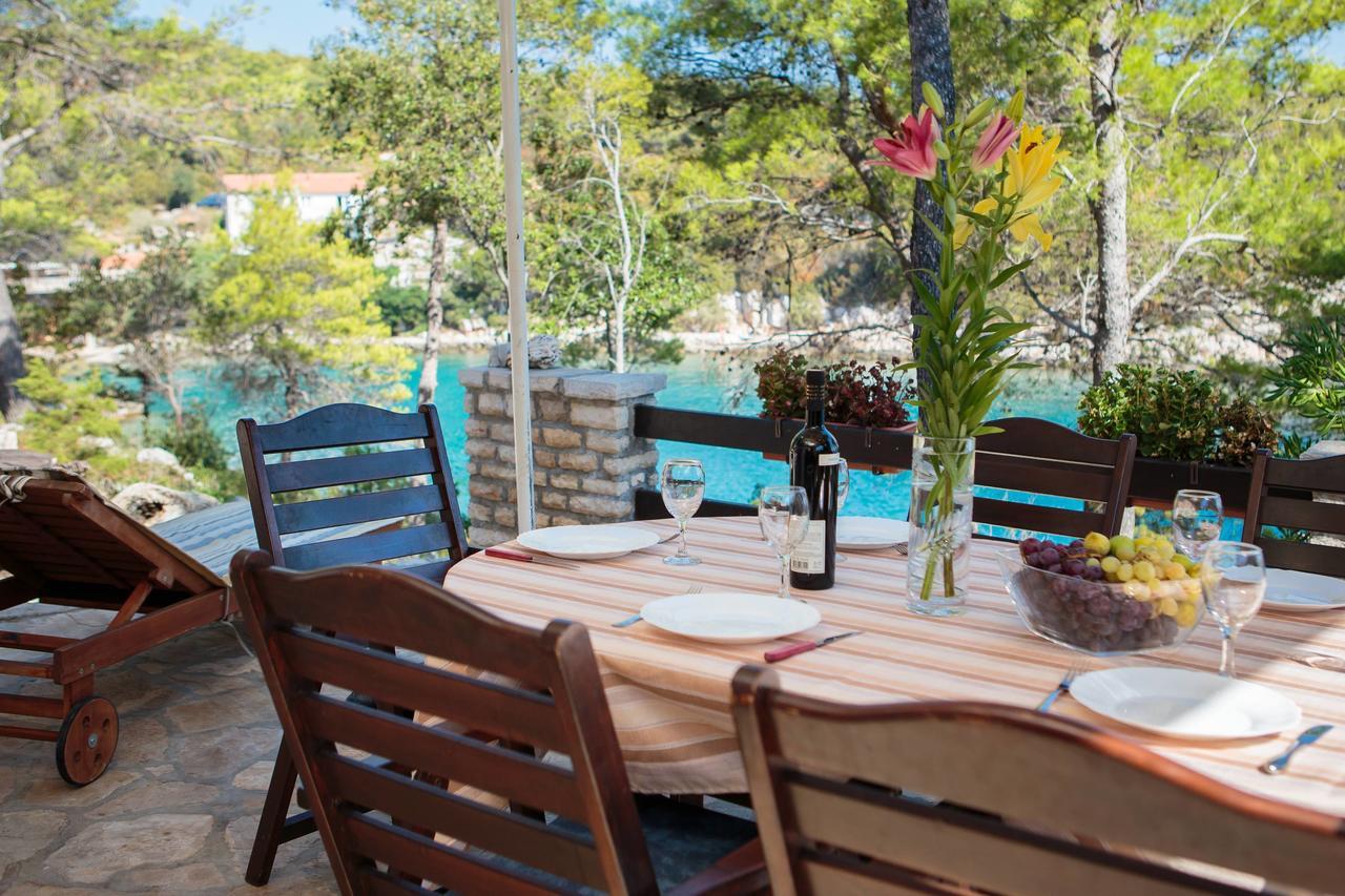 Pavao Apartments Vrboska Dış mekan fotoğraf