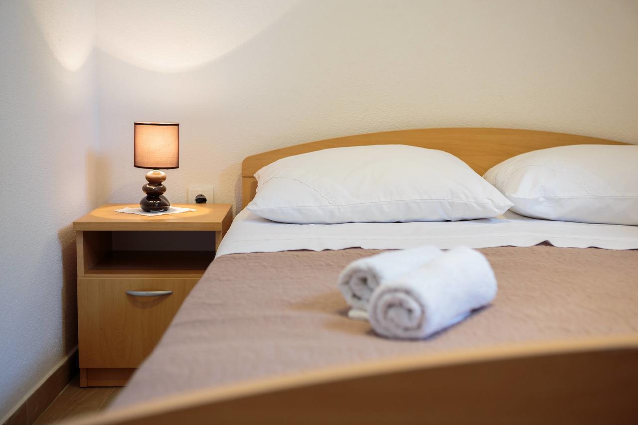 Pavao Apartments Vrboska Dış mekan fotoğraf