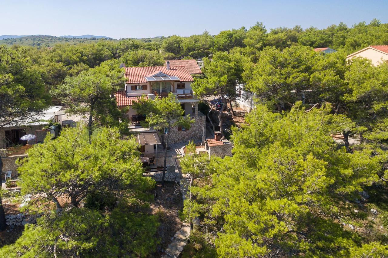 Pavao Apartments Vrboska Dış mekan fotoğraf