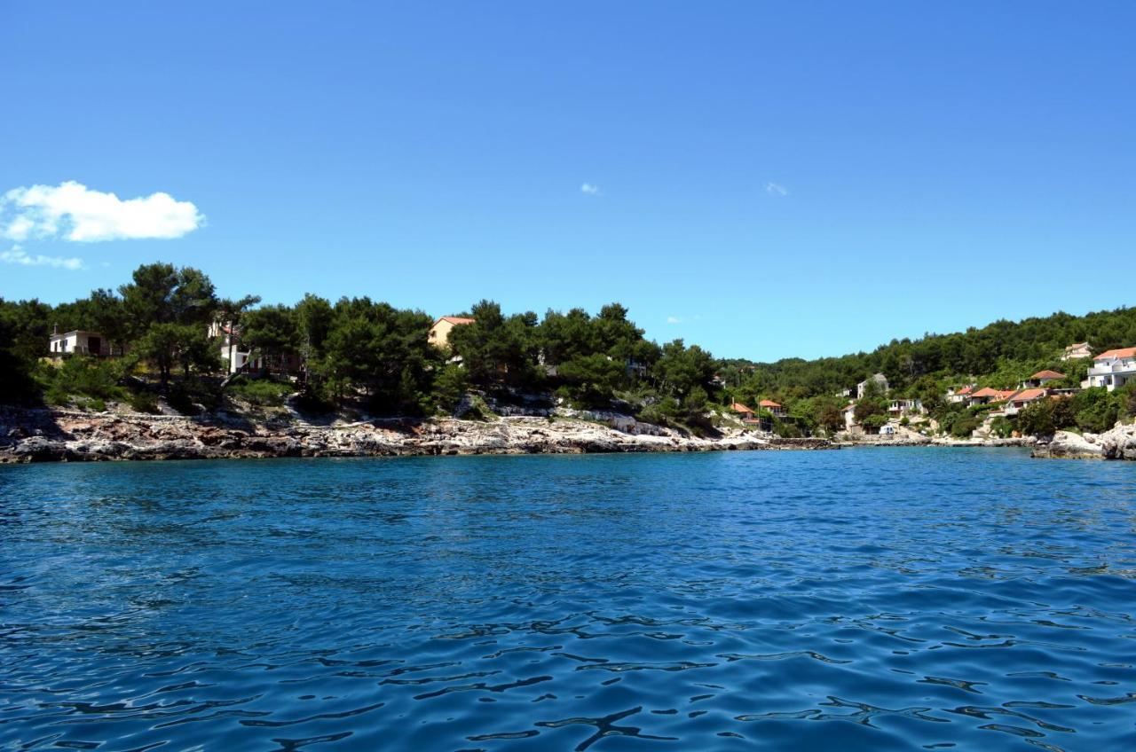Pavao Apartments Vrboska Dış mekan fotoğraf